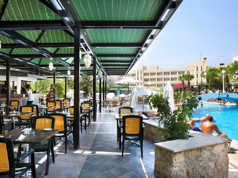 Aloe Hotel Paphos Kültér fotó