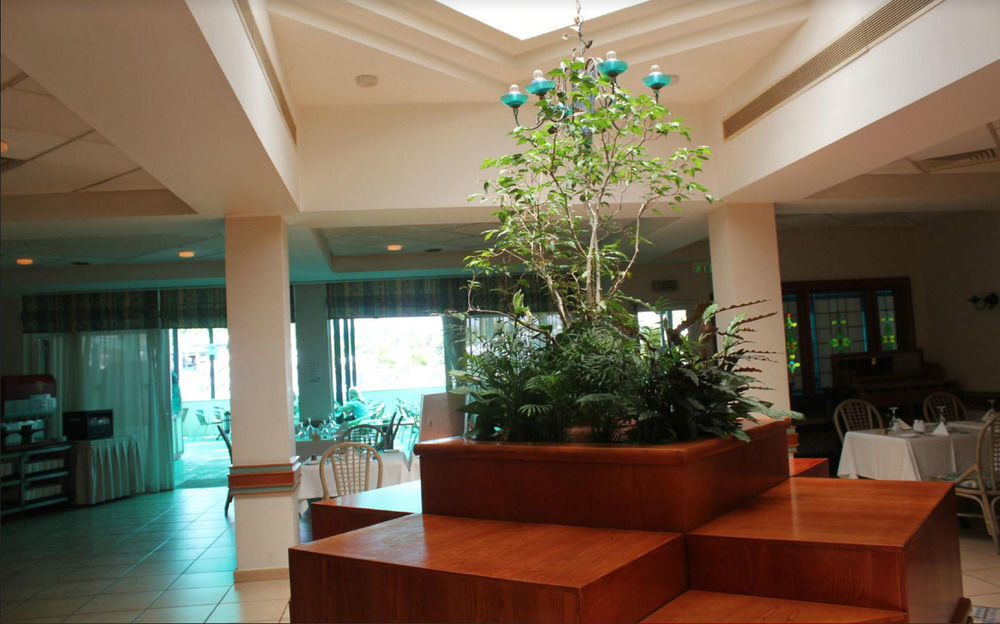 Aloe Hotel Paphos Kültér fotó