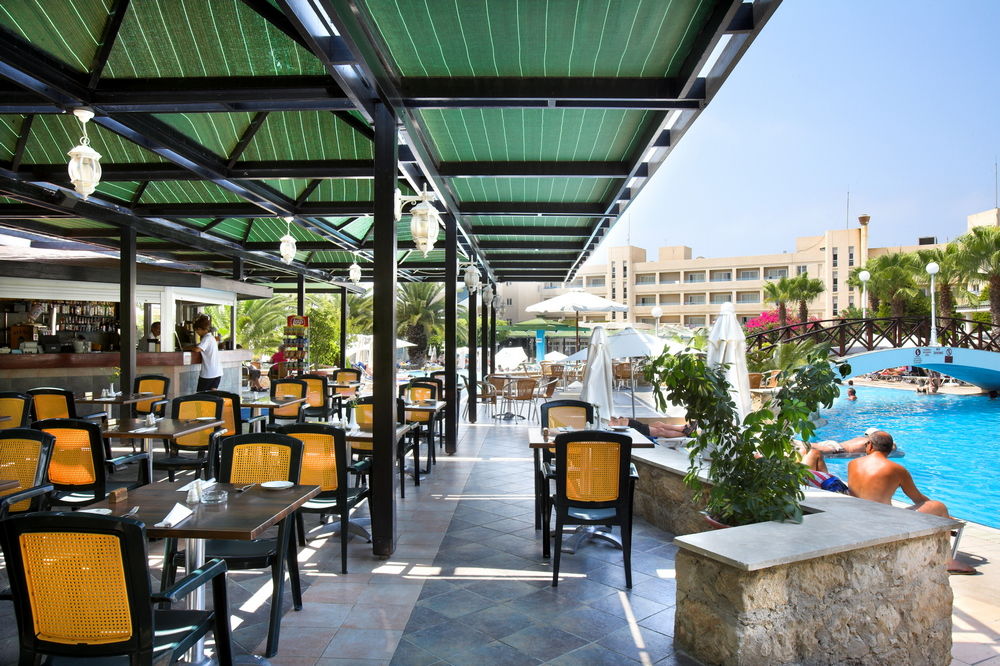 Aloe Hotel Paphos Kültér fotó