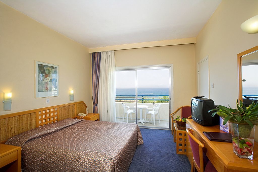 Aloe Hotel Paphos Kültér fotó