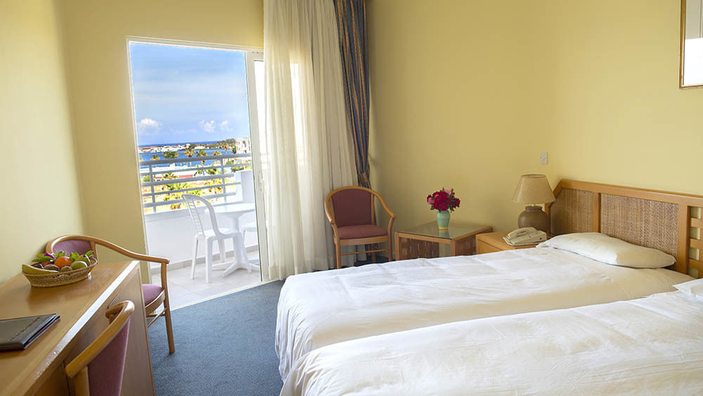 Aloe Hotel Paphos Kültér fotó